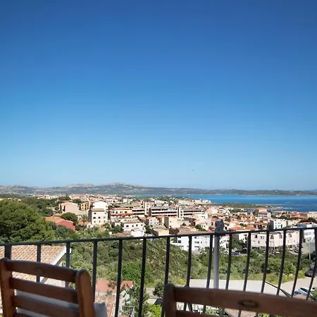 Homey Experience - Central Stay La Maddalena  Exterior photo