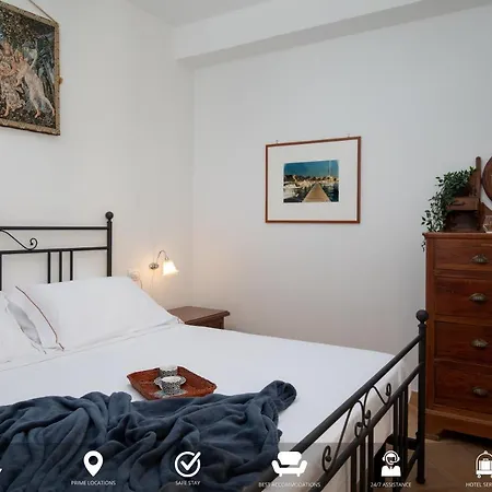Homey Experience - Central Stay La Maddalena  Exterior photo