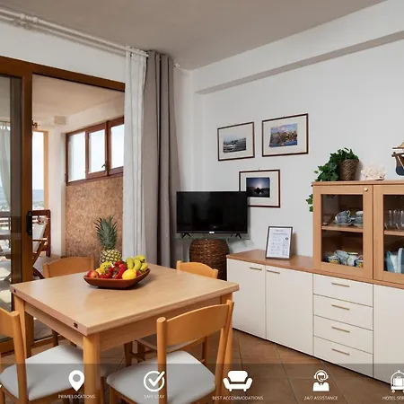 Homey Experience - Central Stay La Maddalena  Exterior photo