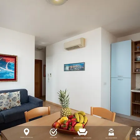 Homey Experience - Central Stay La Maddalena  Exterior photo