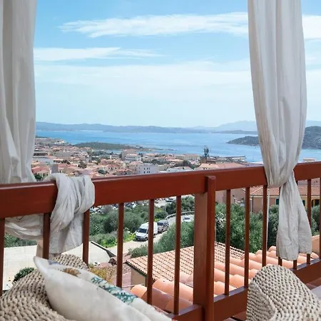 Homey Experience - Central Stay La Maddalena  Exterior photo